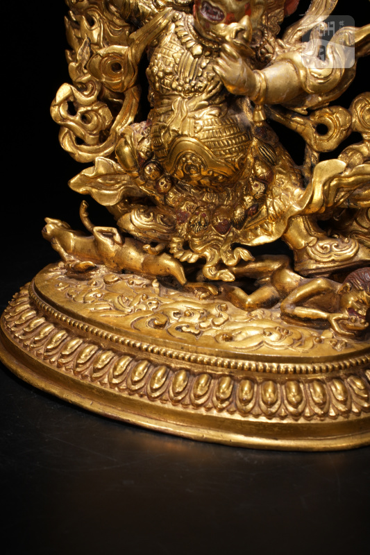 清乾隆 扎什伦布寺风格 铜鎏金大红司命主 - 图9